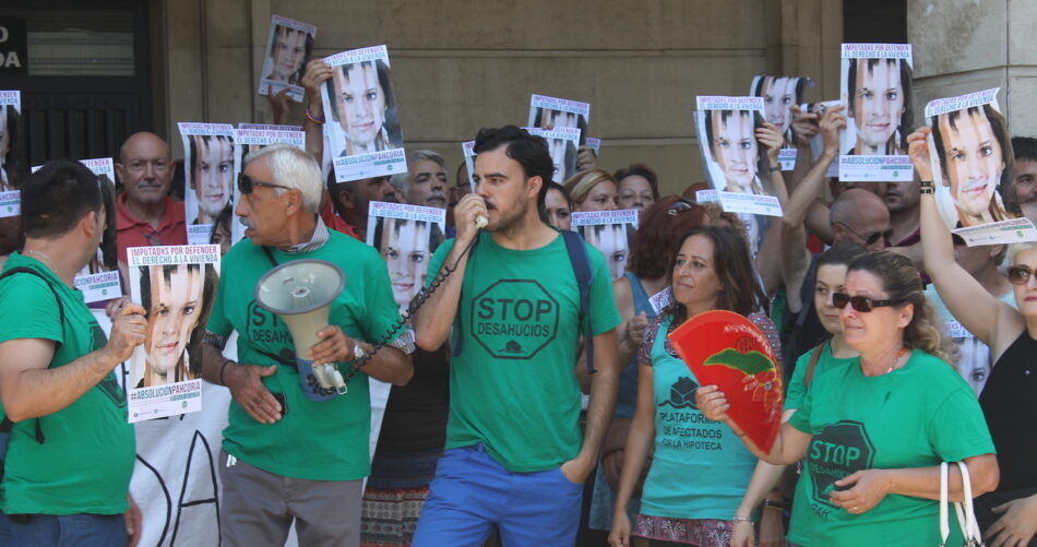 Participa celebra el sobreseimiento de la causa por el encierro en el Santander en apoyo a PAH Coria