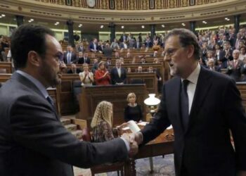 Podemos advierte que Gobierno y PSOE consolidan los recortes con la reducción del techo de gasto