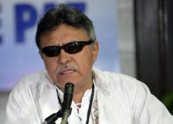 FARC-EP inicia dejación de armas para cumplir acuerdo de paz