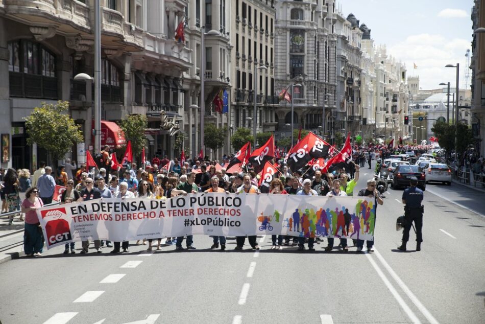 CGT presenta una campaña en defensa de los Servicios Públicos