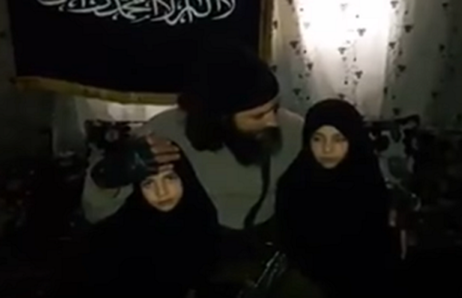 El horror amparado por la OTAN: Fatima y las niñas suicidas de Al Nusra