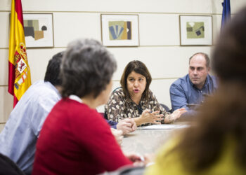 El Senado acoge un encuentro del Círculo Cannábico con senadores y diputados de Unidos Podemos