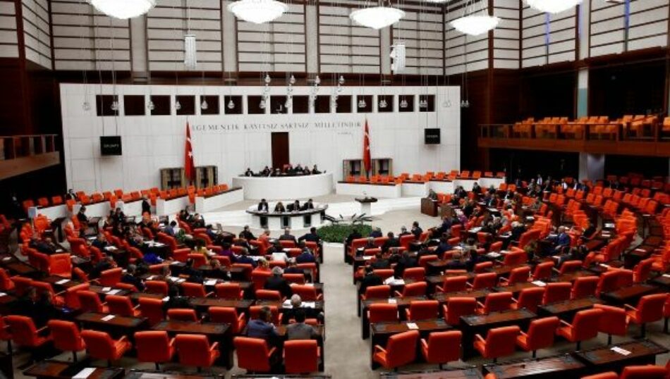 Turquía da un paso más para erigir un sistema presidencialista