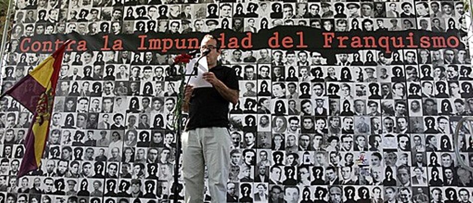 IU aprueba poner en marcha una campaña para acabar con la impunidad franquista que garantiza la Ley de Amnistía de 1977