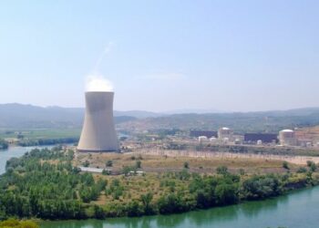 El MIA acusa a la Generalitat catalana de aceptar la prolongación de las nucleares