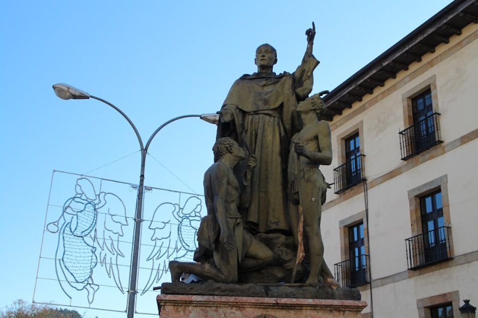 Campaña para que el alcalde de Ordizia (País Vasco) retire monumento que atenta contra la dignidad de los pueblos indígenas