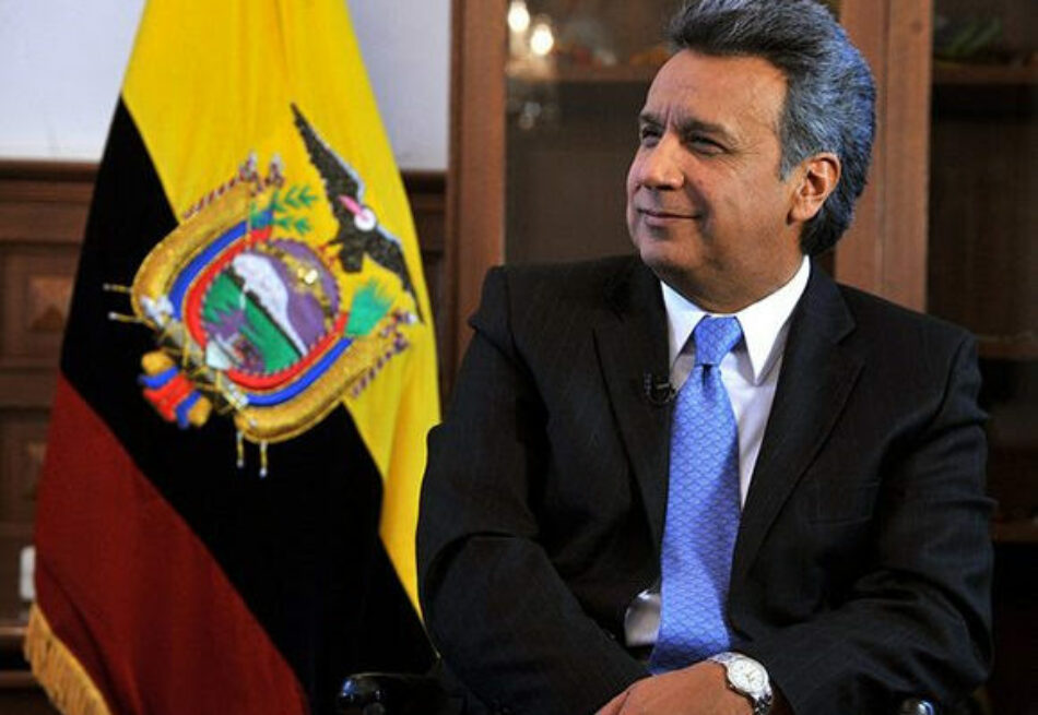 Candidato Lenín Moreno encabeza intención de voto en comicios de Ecuador