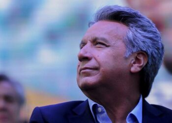 El futuro es con ustedes, promete Lenín Moreno a los ecuatorianos