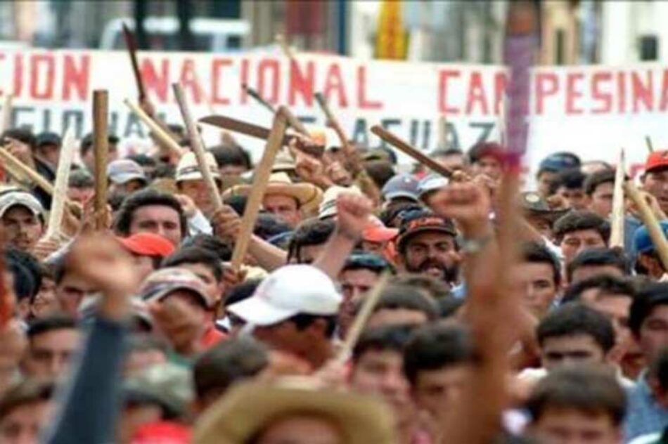 Campesinos paraguayos repudian represión