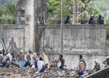 En Brasil mueren nueve presos por día