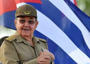 Autoridades de Vietnam felicitan a Cuba por aniversario de la Revolución