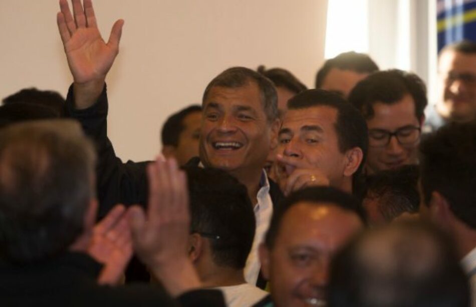 Rafael Correa: “La derecha no tiene lealtades, tan solo intereses”