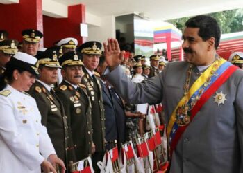 Maduro conmemora 25 años del 4F desde el Cuartel Páez