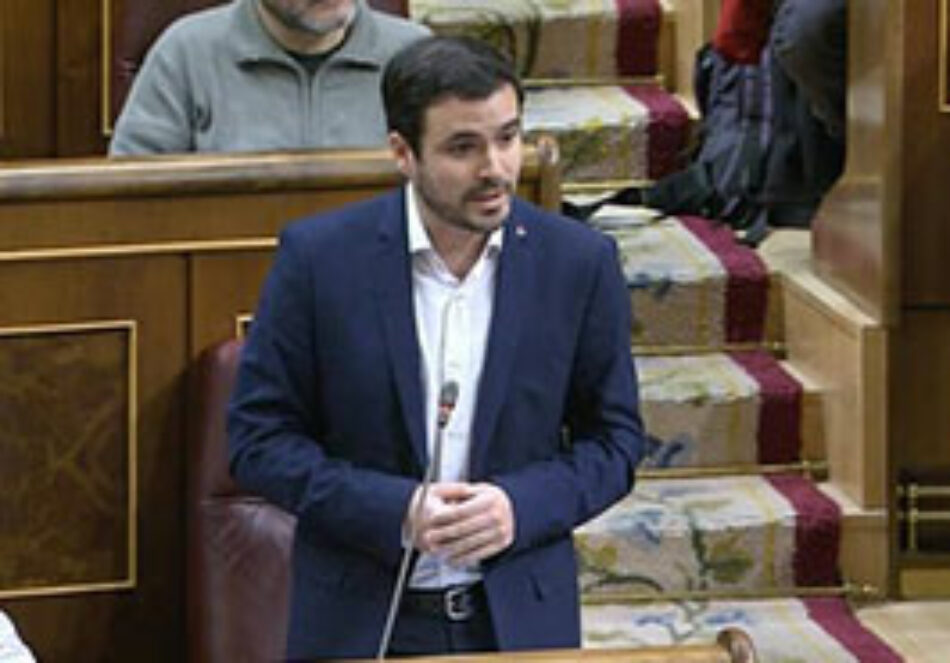 Garzón exige al Gobierno garantías de que Trump no usará las bases en España para una “política terrorífica” que incluya “torturar impunemente y lanzar ataques nucleares en suelo europeo”