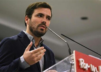 Garzón señala que Felipe de Borbón “se equivocaría” si “recupera ahora como un símbolo” a su hermana Cristina y “estaría haciendo un favor a IU y a los republicanos de este país”