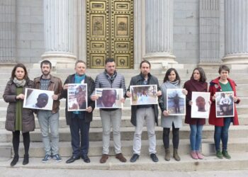 Unidos Podemos rinde homenaje a las víctimas del Tarajal