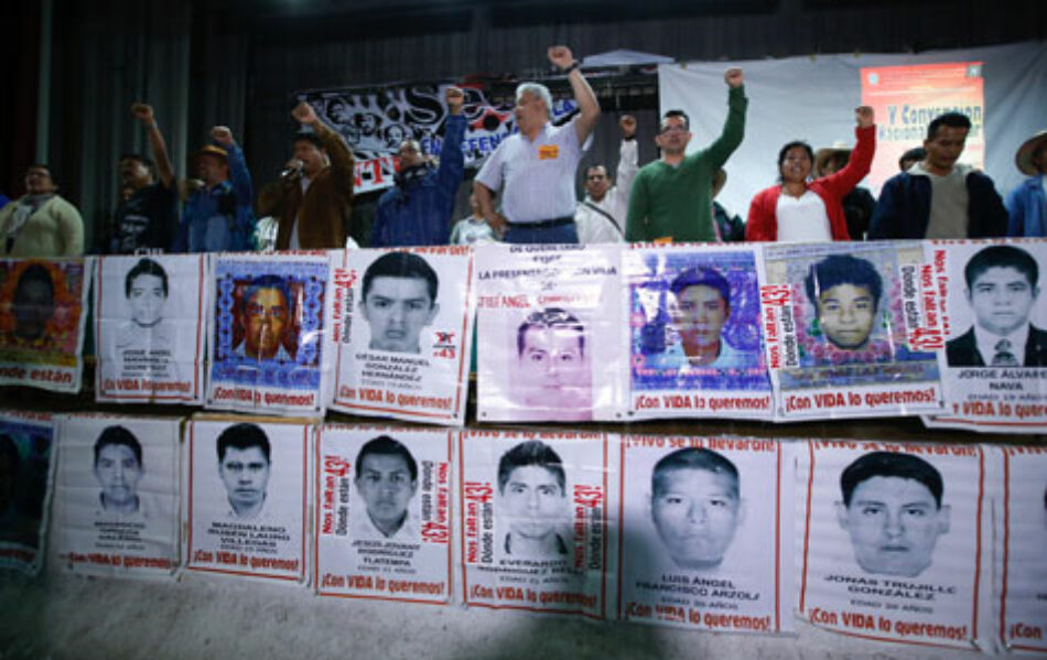 A 29 meses de la desaparición forzada de los normalistas de Ayotzinapa, marcha por los 43 en México