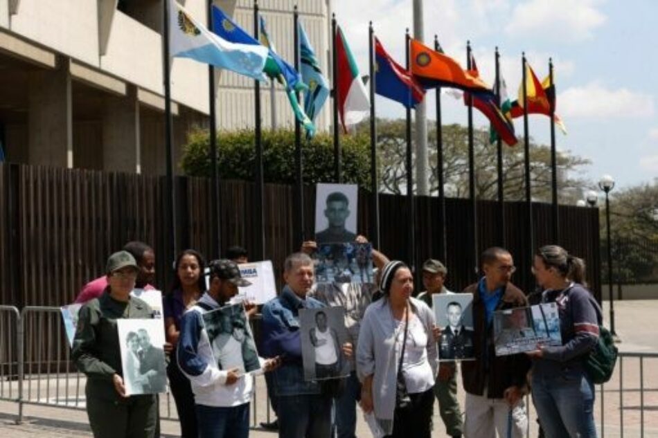Venezolanos se movilizan en apoyo a víctimas de «guarimbas»