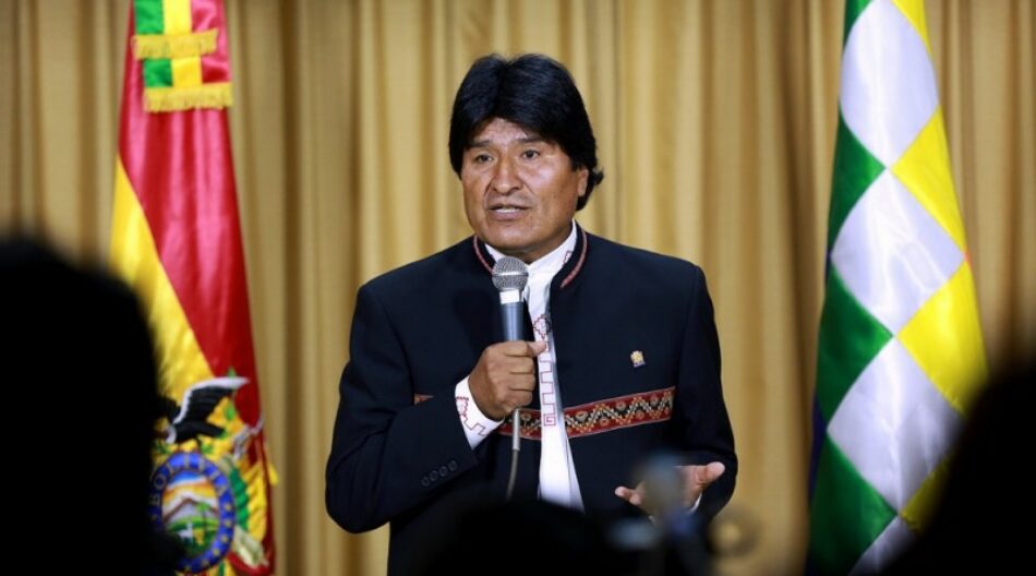 Evo: Gracias a las nacionalizaciones las ganancias se quedan en Bolivia