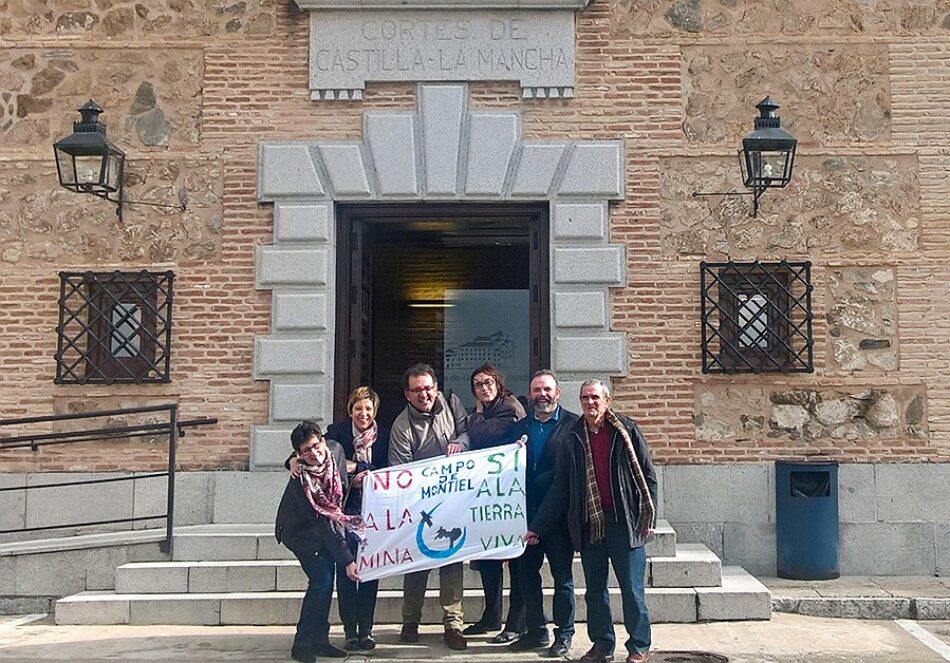 Las Cortes de Castilla-La Mancha elevan a mandato ciudadano la lucha de la Plataforma Sí a la Tierra Viva contra la minería de tierras raras