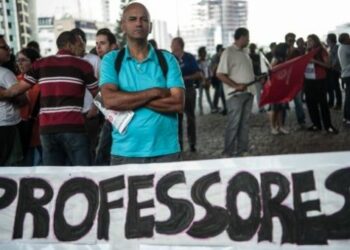 Brasil: Más de un millón de docentes se van a huelga