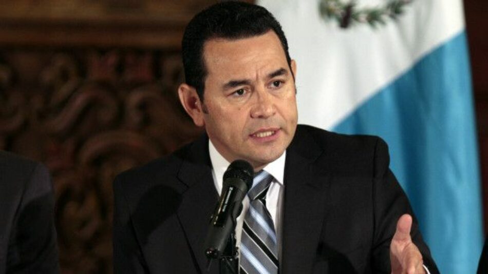 Presidente de Guatemala admite responsabilidad del Estado en muerte de 37 menores