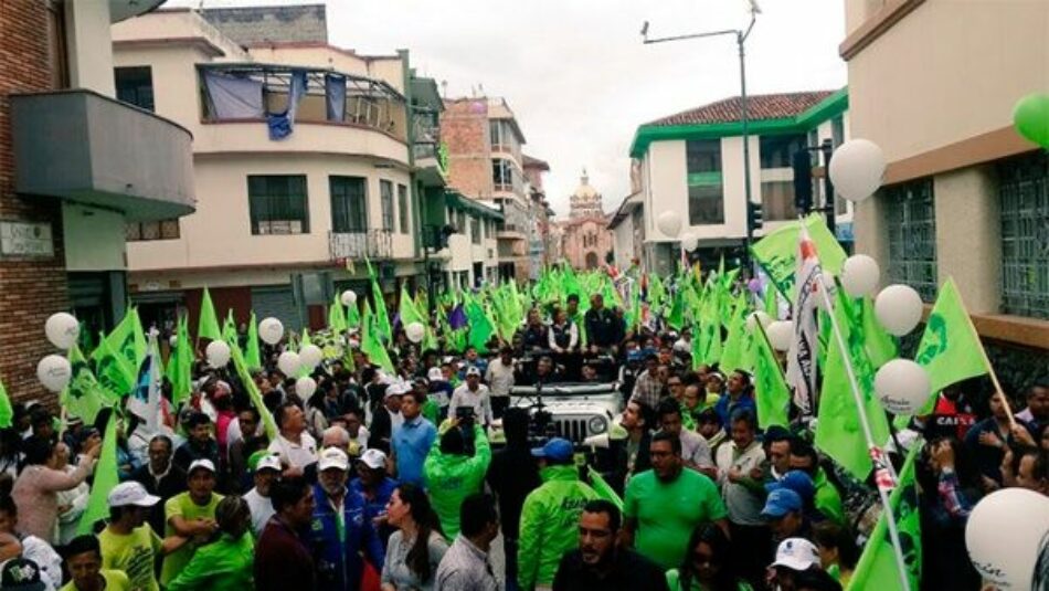 Multitudinario cierre de campaña de Lenín Moreno en Ecuador