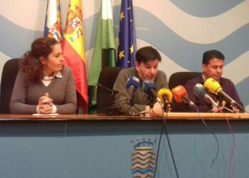 «El PSOE sacrifica a los vecinos de El Torno para boicotear a la alcaldesa de IU en Jerez»