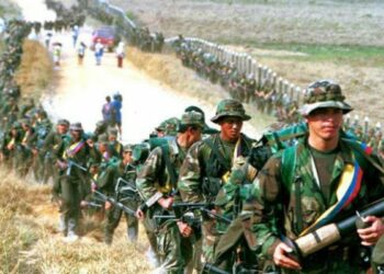 Colombia: La paz se estrella con la burocracia del gobierno y la doctrina del enemigo interno