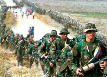 Colombia: La paz se estrella con la burocracia del gobierno y la doctrina del enemigo interno