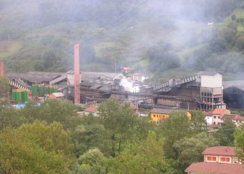 Denuncian que «en Oviedo sigue disparada la contaminación por benceno»