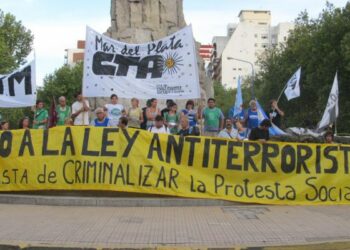 Criminalización y detenciones a los luchadores populares en Argentina: Macri propone impulsar para este año un nuevo proyecto de Ley Antiterrorista