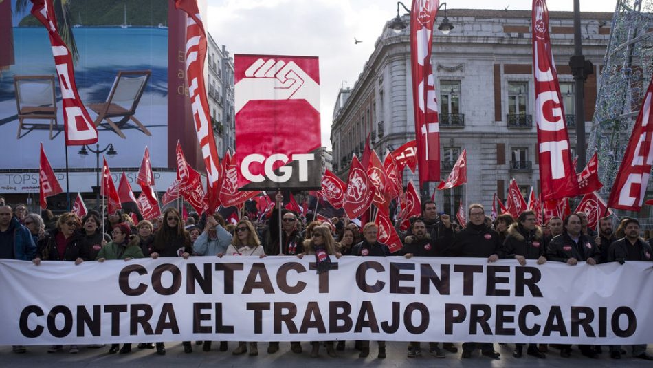 Los trabajadores del Contact Center inician la huelga de 24 horas de manera masiva
