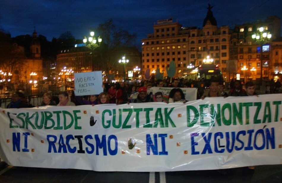 Más de mil personas se manifiestan en Bilbao en el Día Internacional contra el racismo y la xenofobia