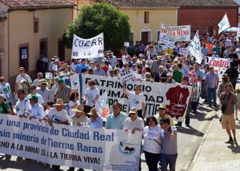 El último informe anual del Defensor del Pueblo saca el martillo de Thor contra la minería de tierras raras en Castilla-La Mancha