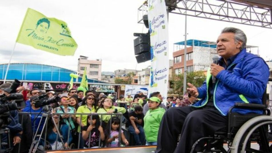 Moreno propone universalizar la seguridad social en Ecuador