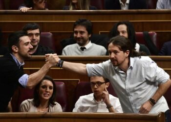 Iglesias y Espinar participan en un encuentro con círculos de Madrid organizado por la dirección  municipal