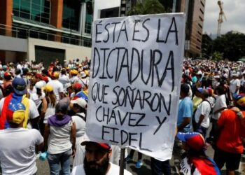 La falacia de llamar «dictadura» a lo que hay en Venezuela