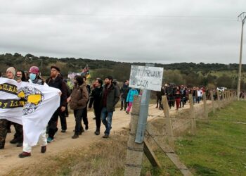 Salamanca: «1 de mayo antinuclear, 12H en Gran Vía, contra los cuatro jinetes del Apocalipsis del paro, desforestación y enfermedades»