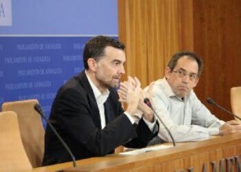 Maíllo califica de “farisaica e hipócrita” la indignación de Susana Díaz ante el PGE: “Apoyó a Rajoy y su techo de gasto”