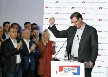 Abren colegios electorales en Serbia para elegir presidente