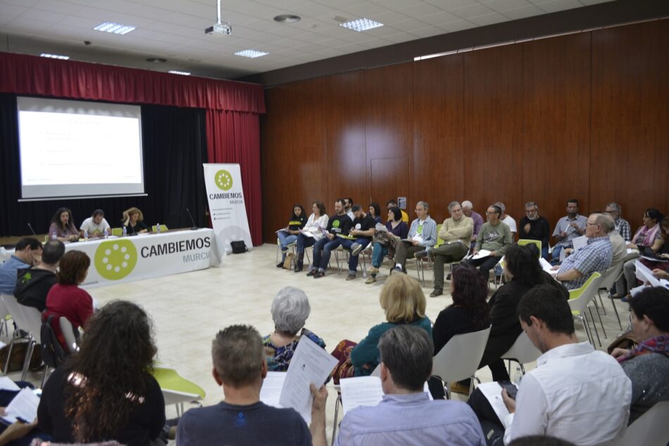 La asamblea de Cambiemos Murcia decide con una amplia mayoría mantener a sus tres concejales