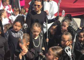 Procesiones infantiles. Lamentables abusos clericales en la escuela pública