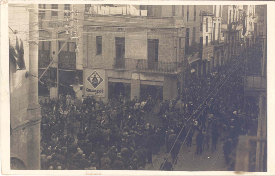 Homenatge a la República a Badalona