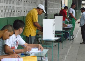 Experto: Es muy difícil un fraude electoral en Ecuador
