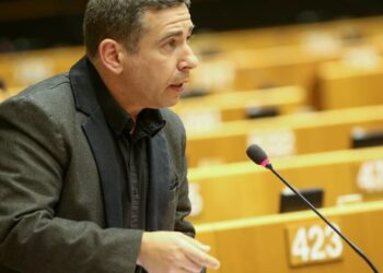 IU vota en contra de la resolución sobre Venezuela y acusa a la UE de «legitimar a una parte de la oposición que practica la violencia»