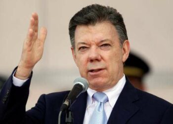 CNE cita a Santos para que declare sobre caso Odebrecht