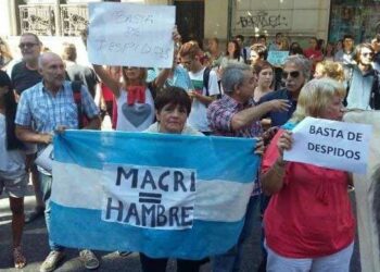 Más de 60.000 trabajadores argentinos despedidos en marzo