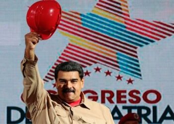 Maduro: Derecha no detendrá la recuperación económica del país