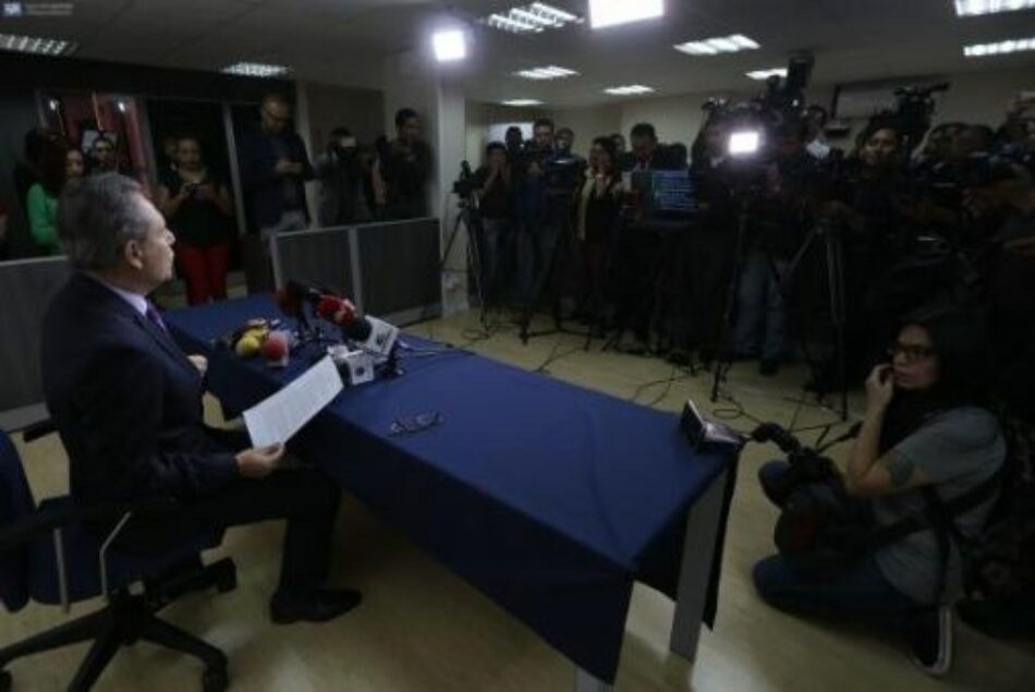 Sancionan a 7 medios en Ecuador por censurar investigación sobre Lasso